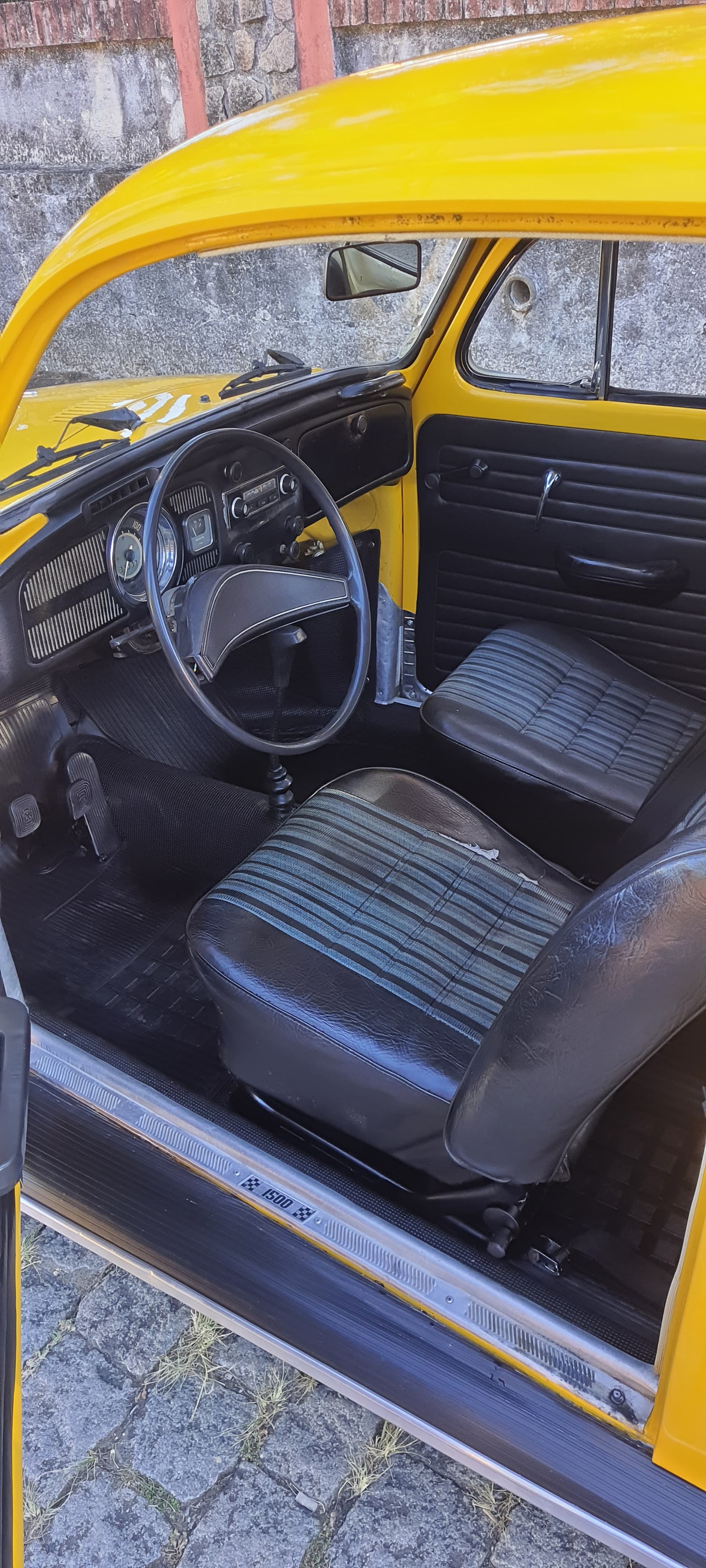 Fusca 1500 1975 → Clássico E Impecável - Vendo - Erincar Revenda De Veículos - Usados E Antigos