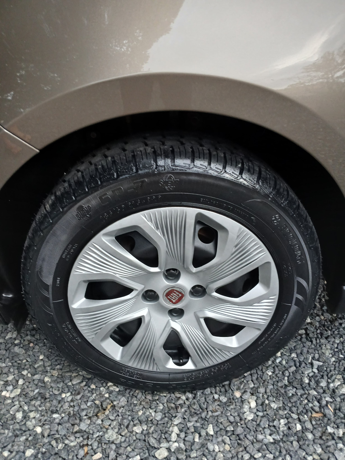 Fiat Grand Siena 1.4 Attractive - Ano 2016
