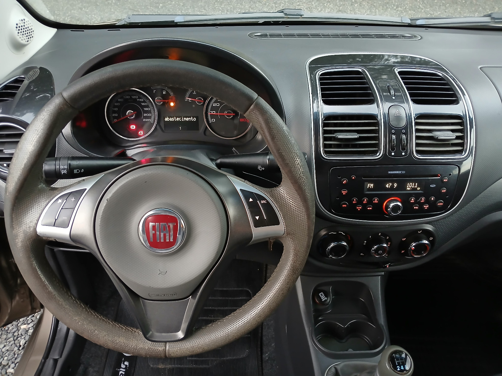Fiat Grand Siena 1.4 Attractive - Ano 2016