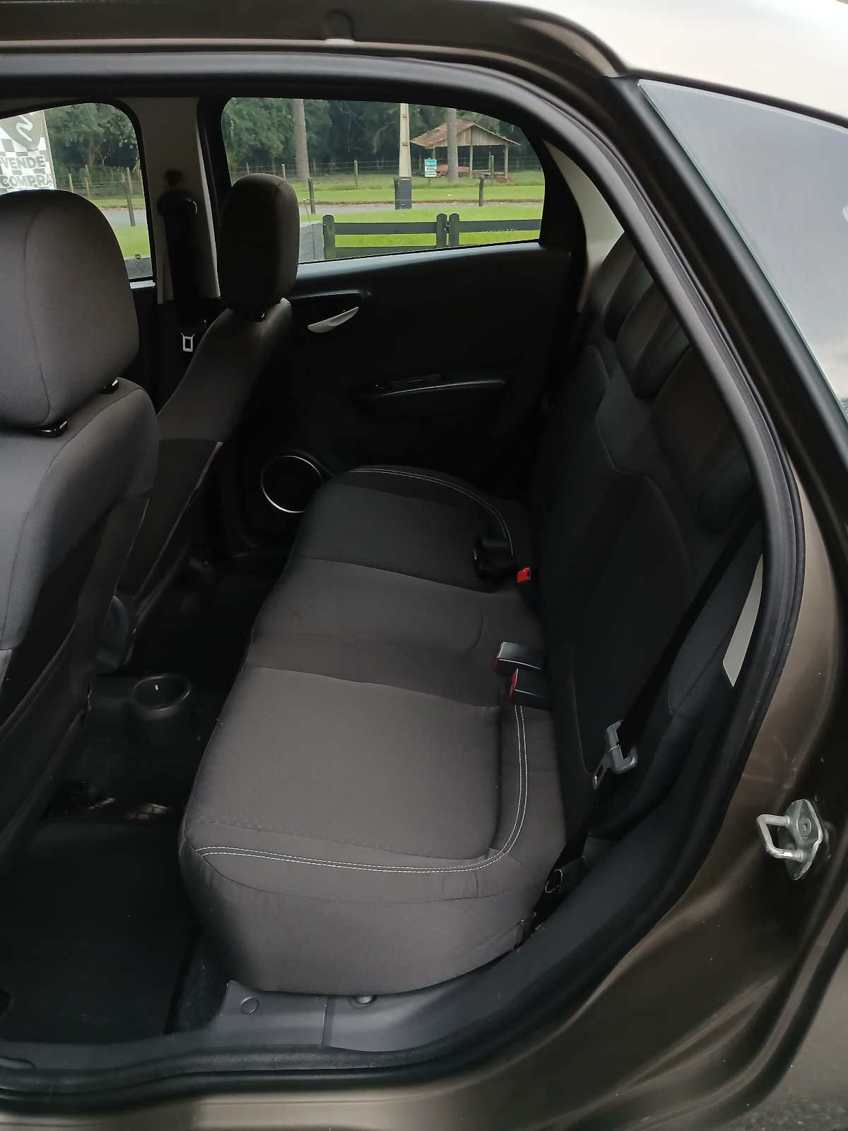 Fiat Grand Siena 1.4 Attractive - Ano 2016