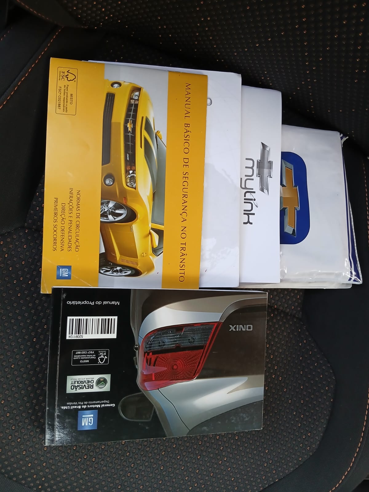 Onix 1.4 Lt 2015 - Completo E Econômico!