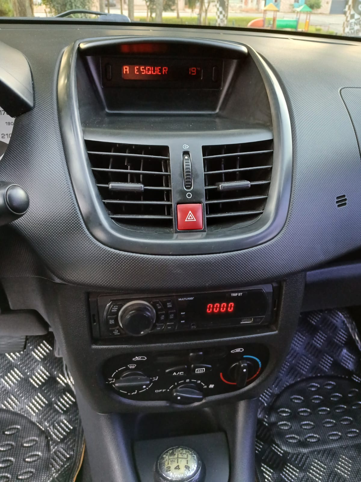 Peugeot 1.4 Completo 2010