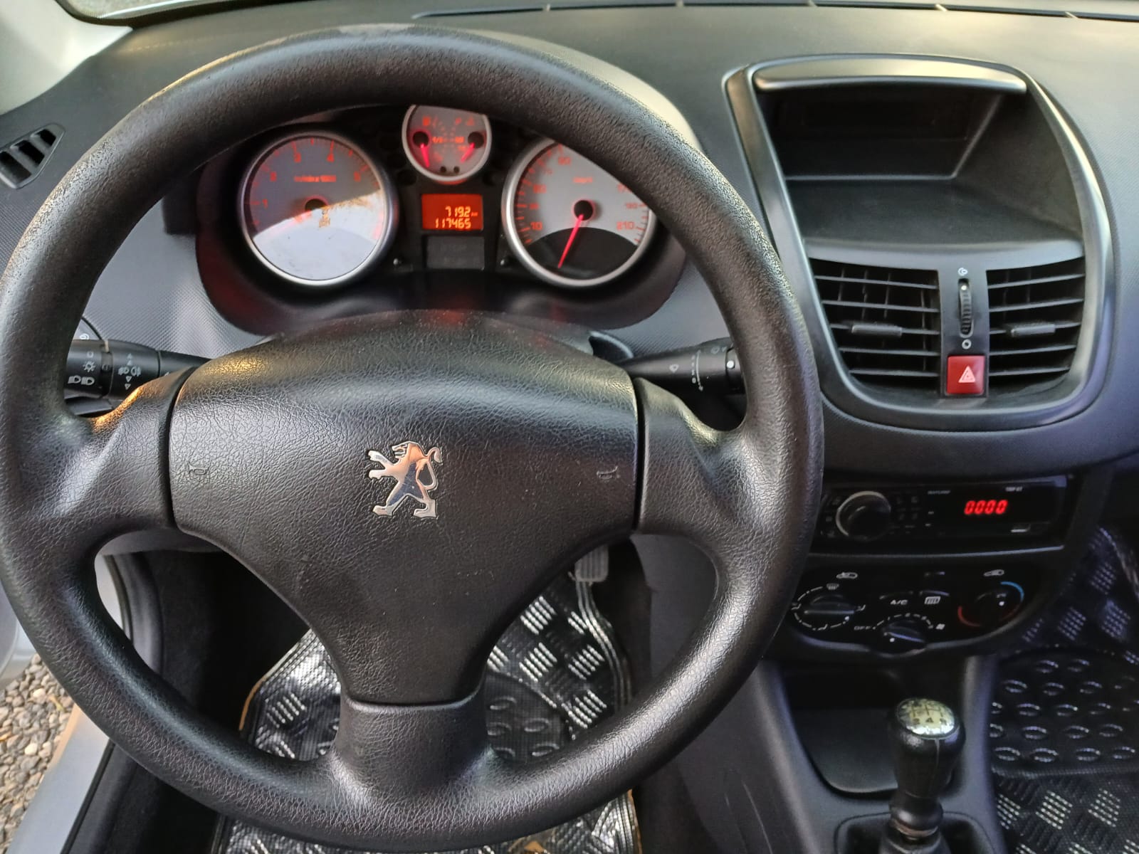 Peugeot 1.4 Completo 2010