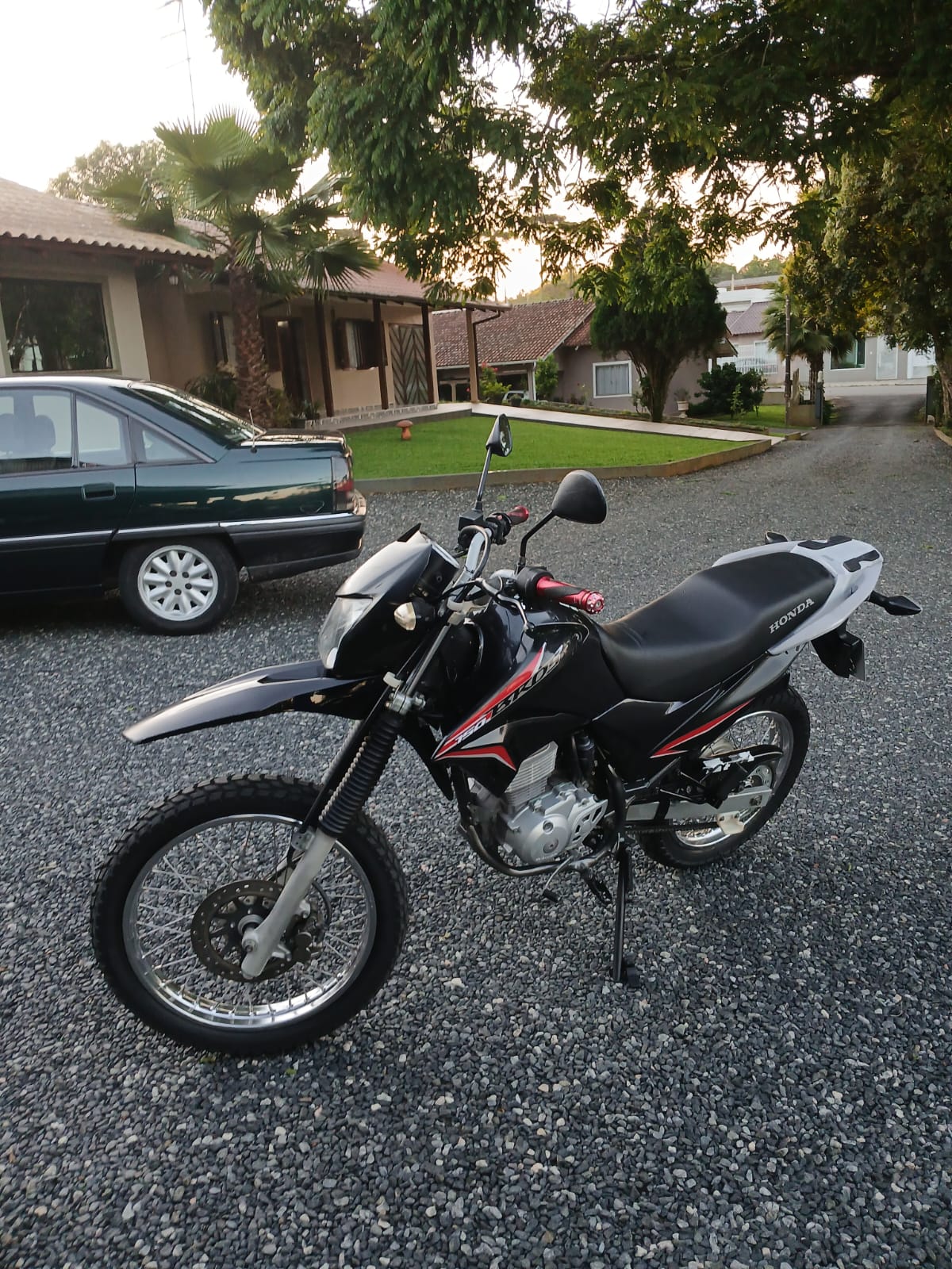 Honda Bros 150 Esd 2013 - A Moto Pau Para Toda Obra!