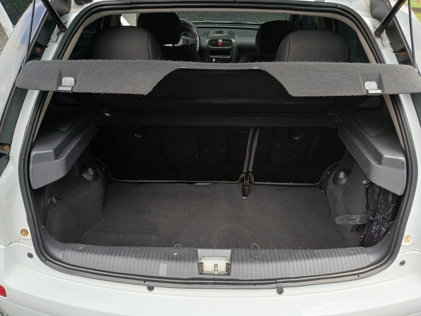 Chevrolet Corsa Hatch Maxx 1.4 2012 Economia, Potência E Estilo Com Rodas Esportivas!