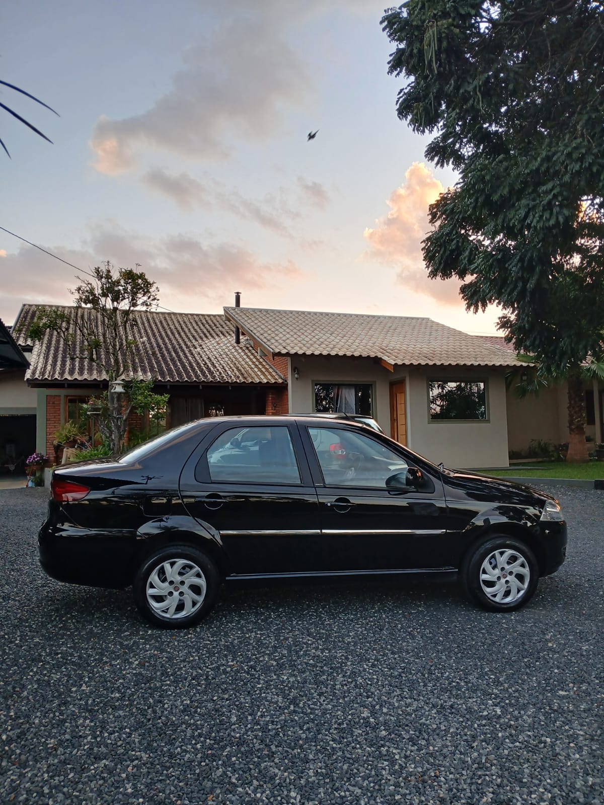 Fiat Siena 1.0 2012 Economia, Conforto E  O Melhor Porta-Malas Da Categoria!