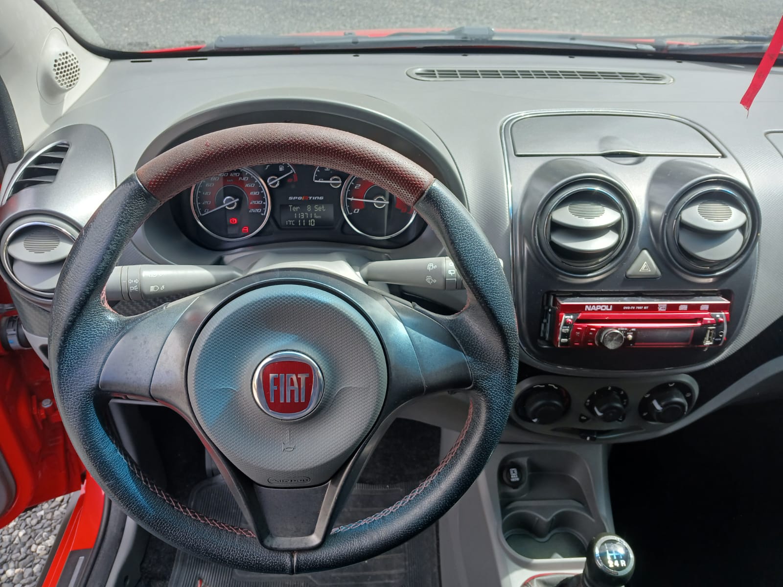 Fiat Palio Sporting 1.6 2014 - Esportividade, Segurança E Potência E-Torq!