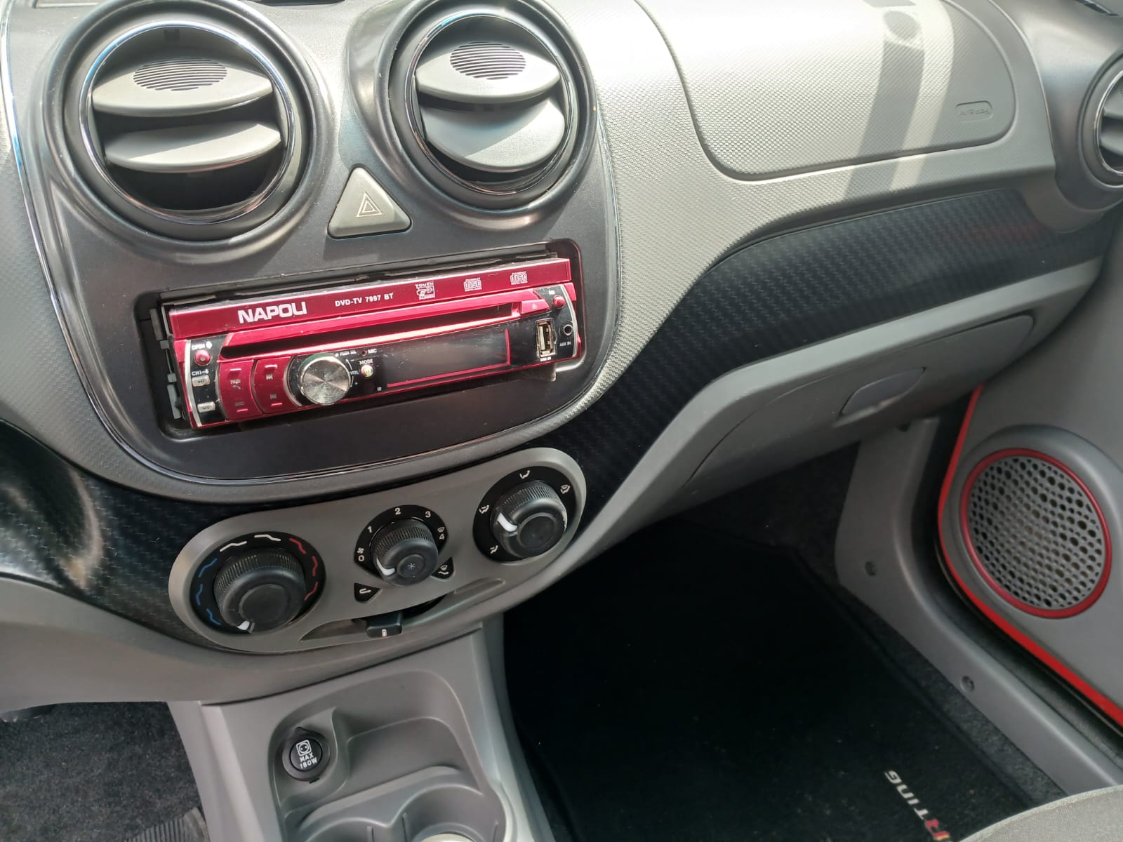 Fiat Palio Sporting 1.6 2014 - Esportividade, Segurança E Potência E-Torq!