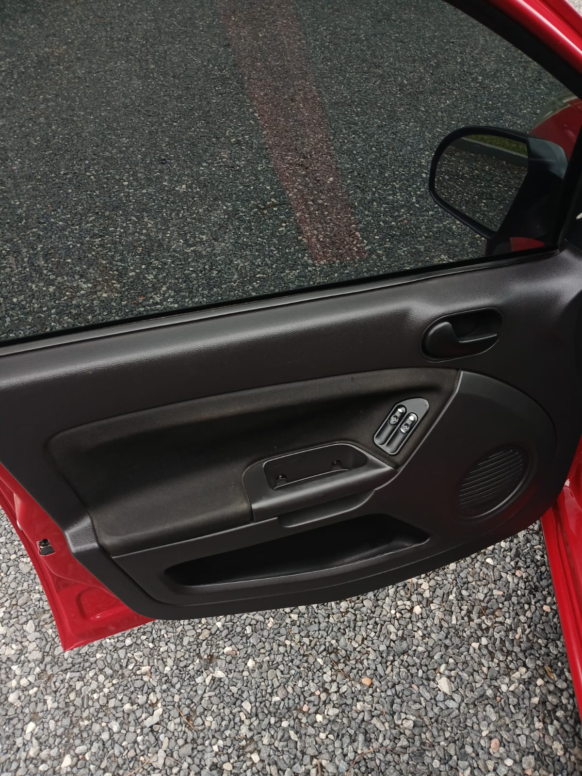 Ford Fiesta Rocoam 1.0 Flex 2013 - Economia, Conforto Elétrico E Porta-Malas Surpreendente!